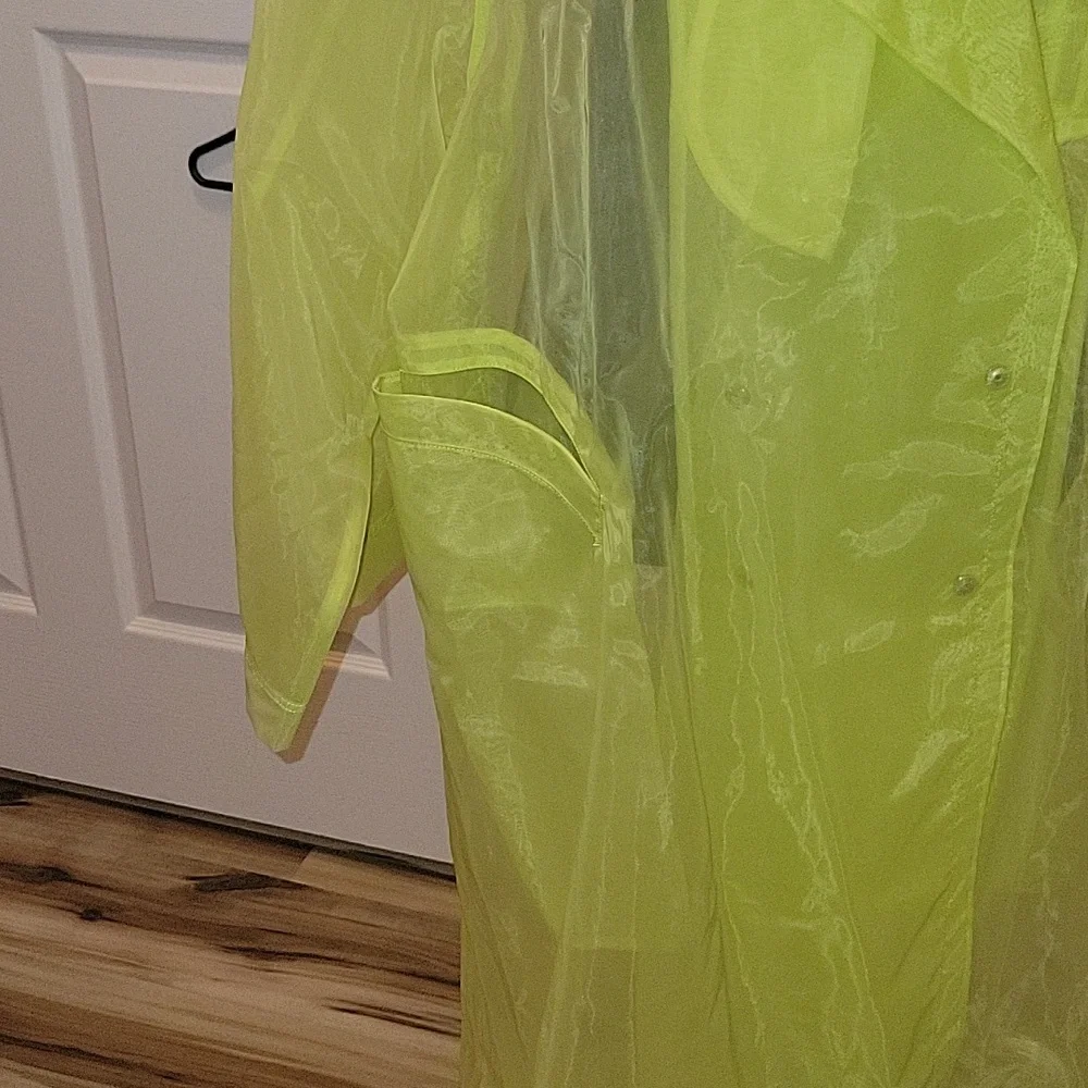 IVY PARK x Adidas SOLD OUT Neon Yellow Nylon Organza Jacket - Picture 6 of 14